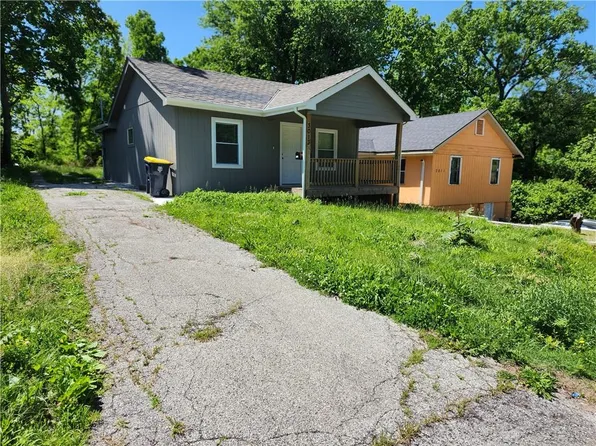 3013 E 77th Ter, Kansas City, MO 64132