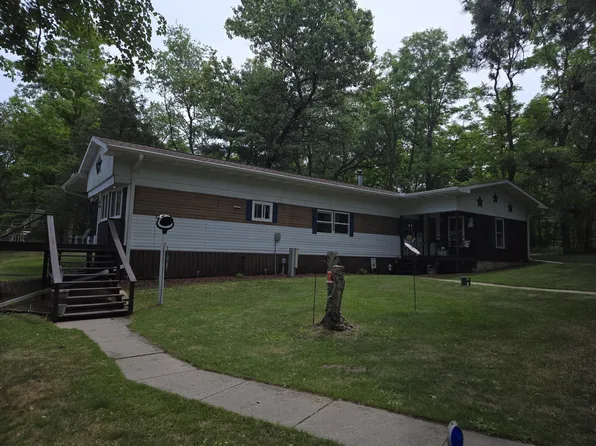 3450 11th Dr, Wisconsin Dells, WI 53965