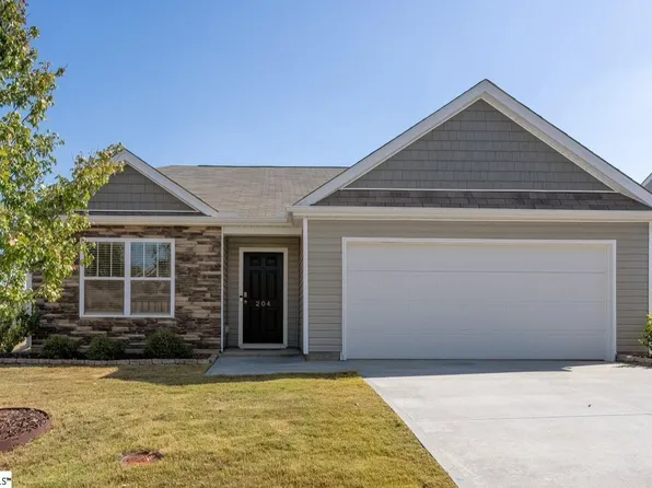 204 Bracken Woods Way, Piedmont, SC 29673