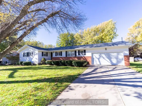 1816 S Harrison St, Grand Island, NE 68803