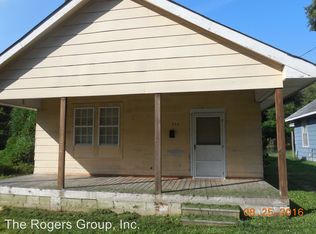 514 E Montgomery St, Henderson, NC 27536