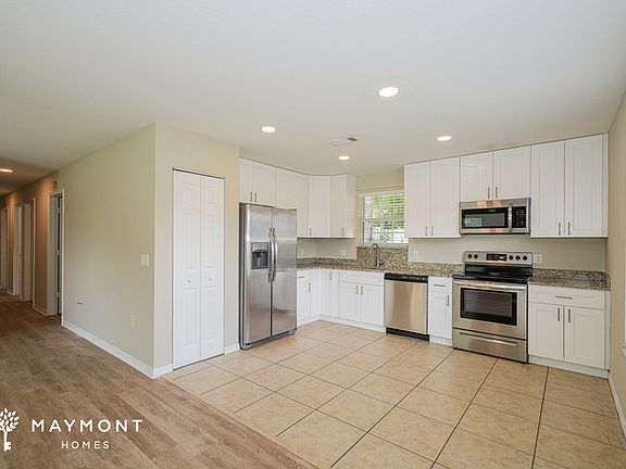 5th image of 37075 Coleman Ave