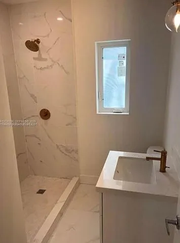 2250 SW 21st St — Photo 14