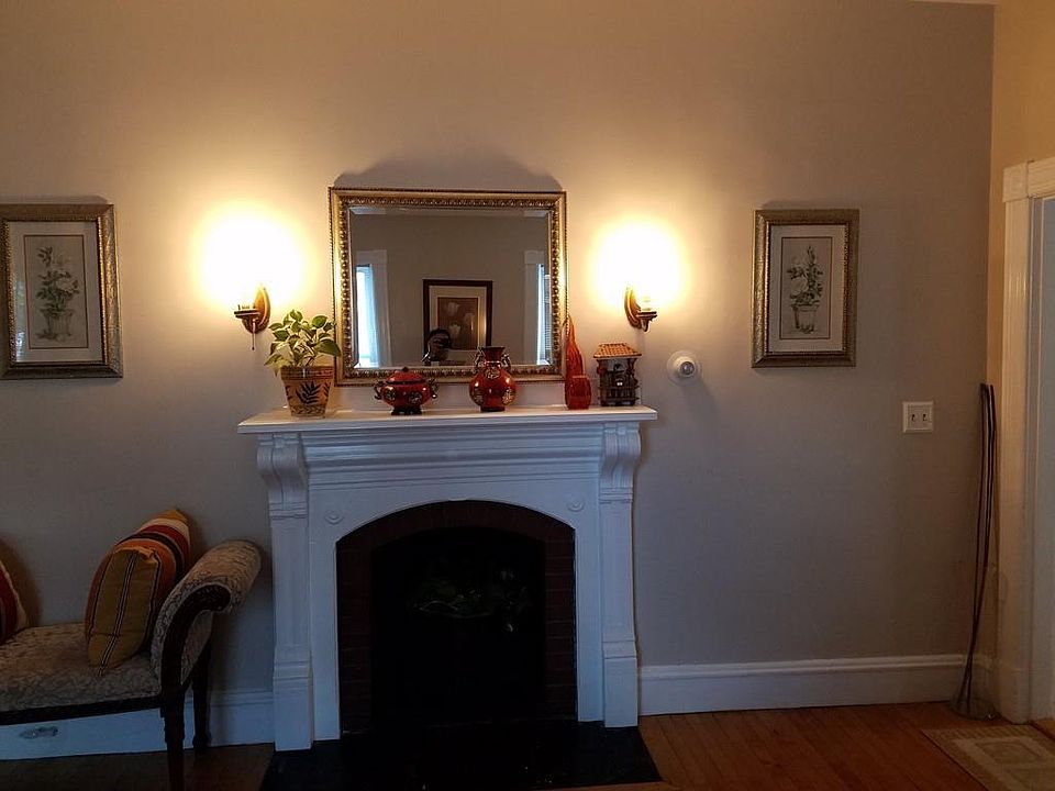 2nd image of 86 Sherman St