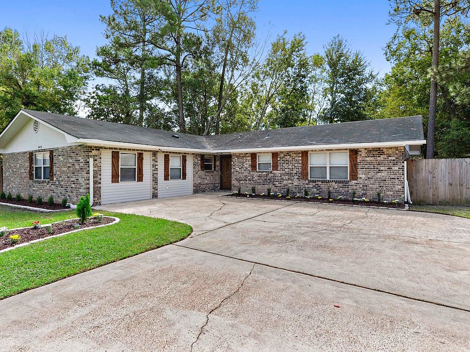 1st image of 4012 Crestwood Ct