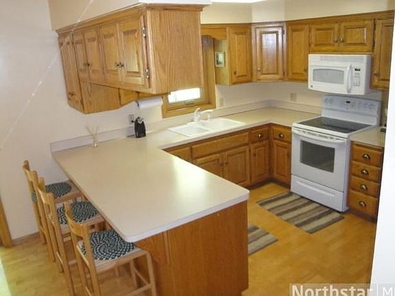 5th image of 5641 Quilley Ave NE