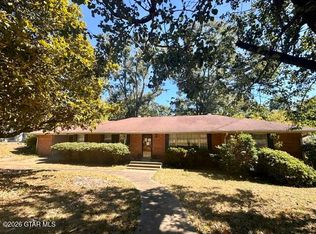 501 Whitehead Dr, Winona, MS 38967