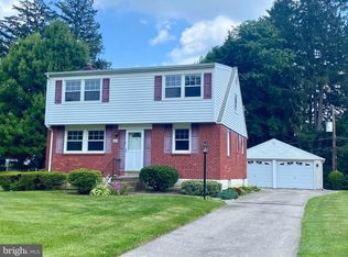 605 Delft Ln, Hatboro, PA