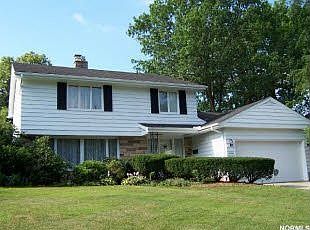 1st image of 21050 Fairmount Blvd