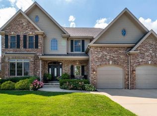 1170 Mary Ellen Ct, Crown Point, IN 46307