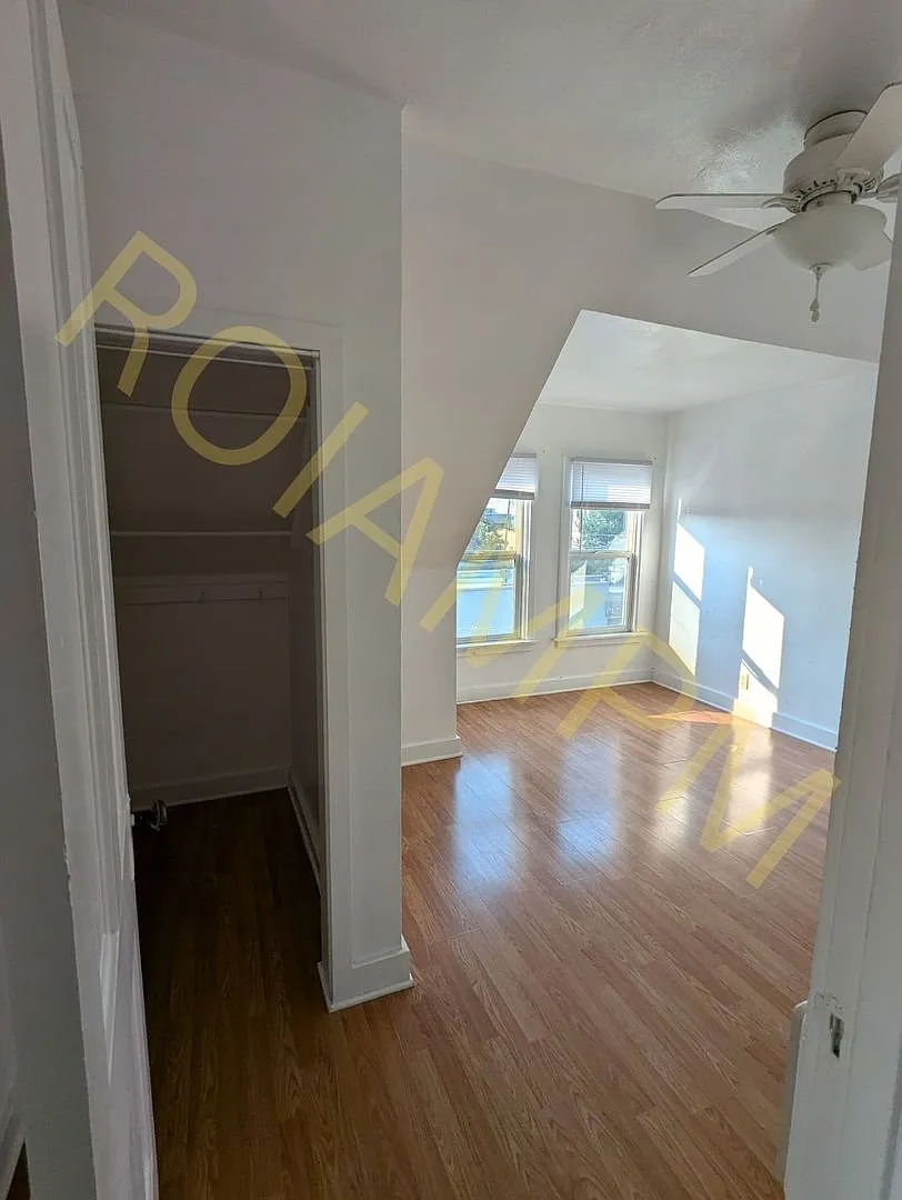 151 2nd Avenue East — Photo 3