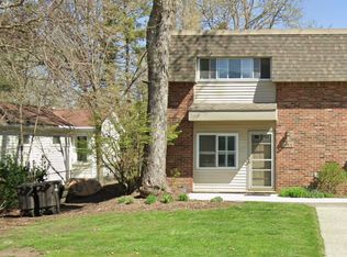 509 Longshore Dr APT 1-A, Ann Arbor, MI 48105