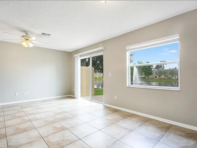 12676 Somerset Oaks St — Photo 6