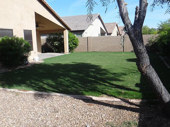 4th image of 661 W Hereford Dr
