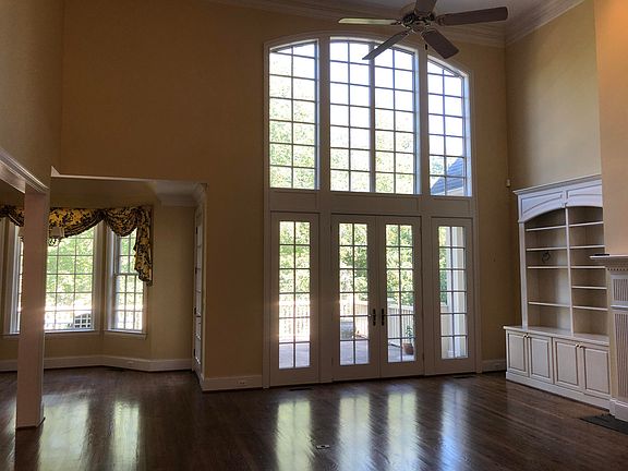 5th image of 6307 Waters Edge Ln