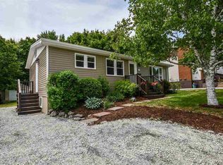 98 Rankin Dr, Lower Sackville, NS B4C3A6