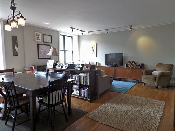 3rd image of 44 Butler Pl APT 5B
