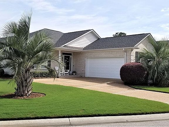 3rd image of 1049 Garden Club Way