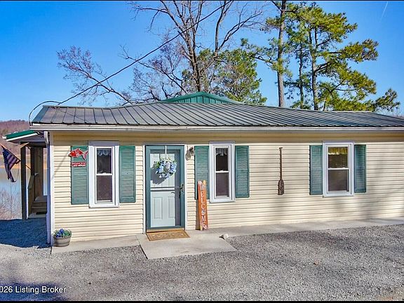 2nd image of 1588 Robbin Ln