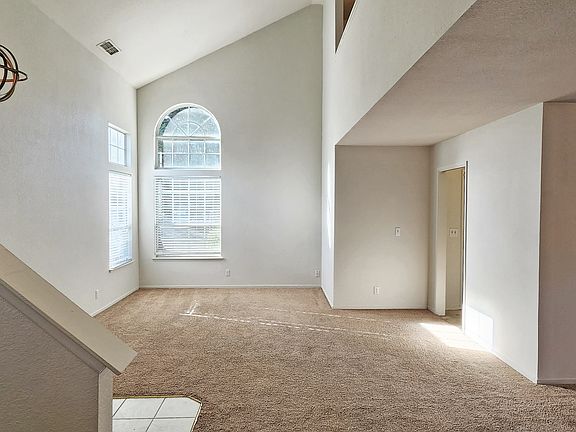 3rd image of 8375 Foxglove Ct