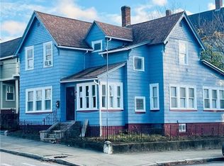 46 Sterry St, Pawtucket, RI 02860