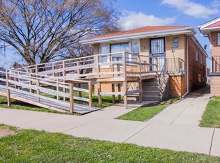 9902 S Lafayette Ave, Chicago, IL 60628
