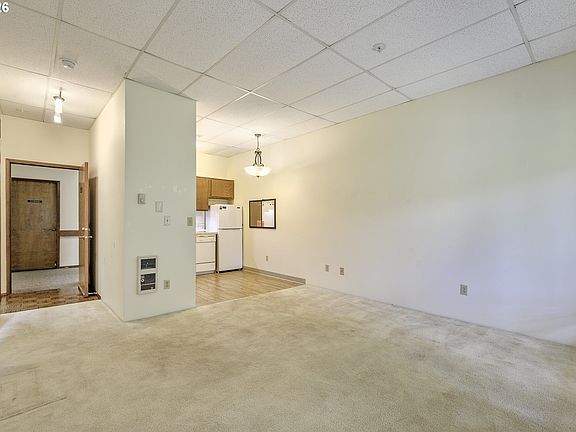 4th image of 13775 SW Scholls Ferry Rd APT 106