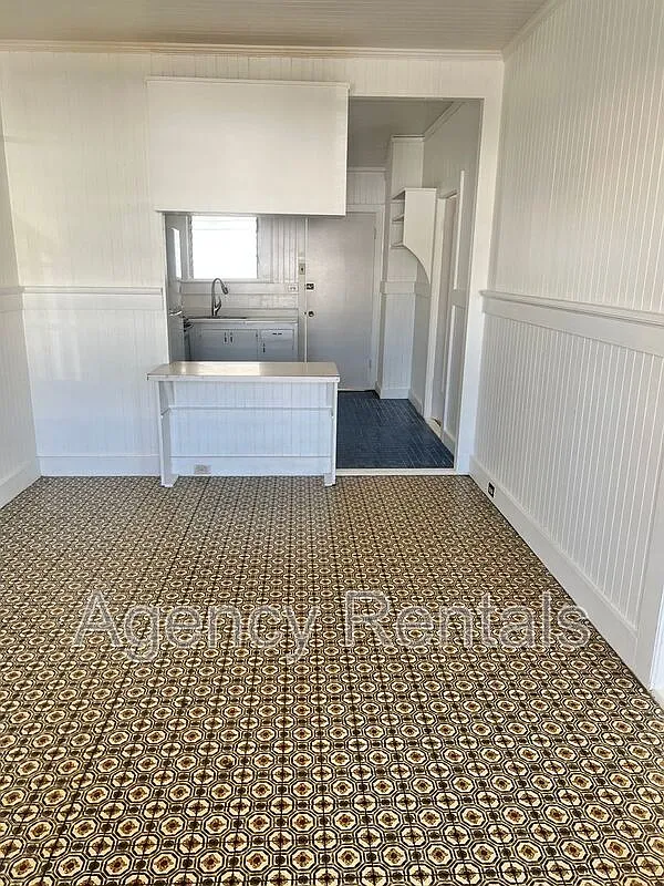 2 bed, 1.0 bath, 550 sqft, $1,500 — Photo 1