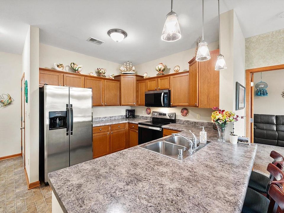 1st image of 941 Autumn Ridge LANE #941