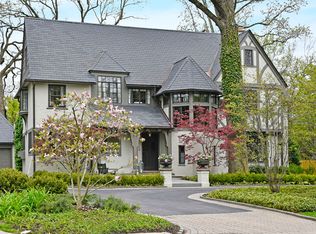 138 Winnetka Rd, Kenilworth, IL 60043