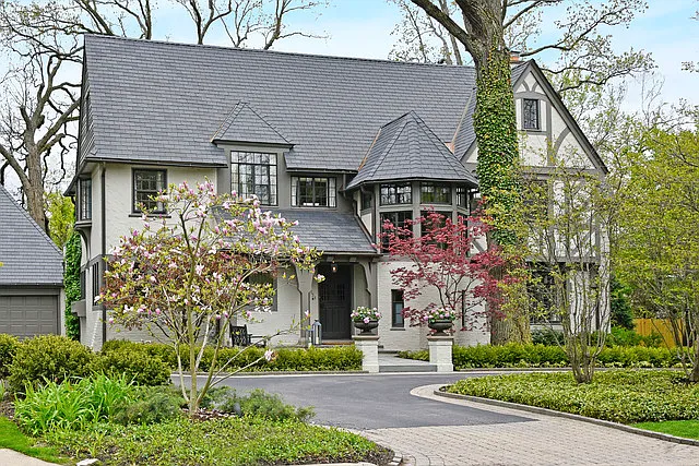 138 Winnetka Rd photo 1