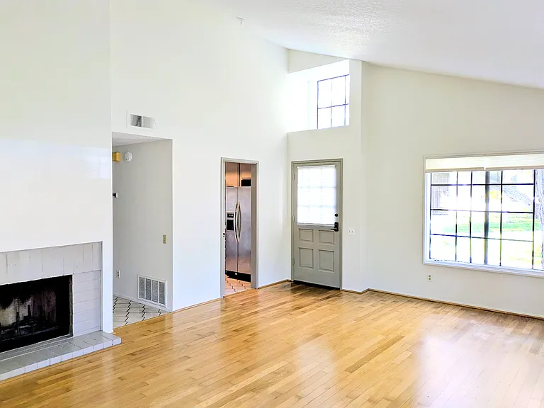 3708 Carmel View Rd — Photo 2