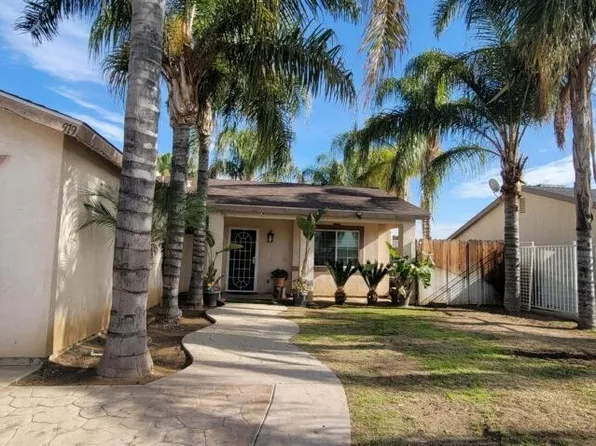919 Cougar Run Dr, Bakersfield, CA 93306