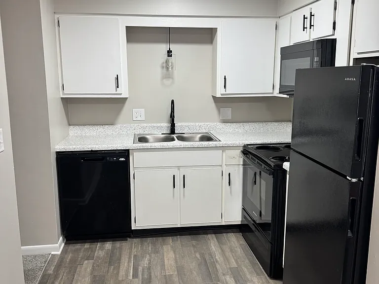 Cana Apartments — Photo 8