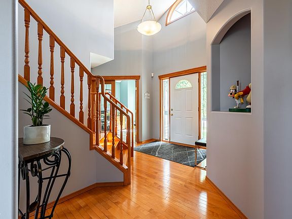 3rd image of 114 Reichert Dr
