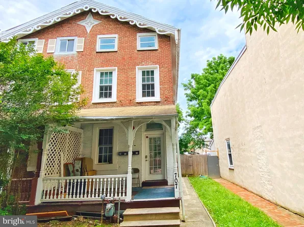 707 W Marshall St, Norristown, PA 19401