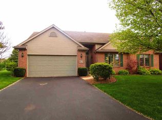 6619 Gleneagles Cir, Temperance, MI 48182