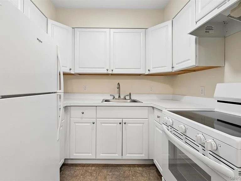 1000 9th St #L97 — Photo 7