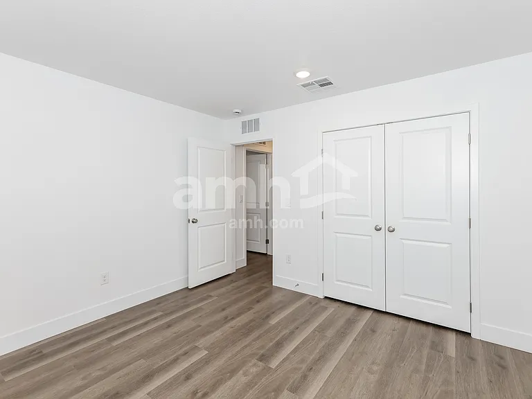 9526 Aldersyde Dr — Photo 13