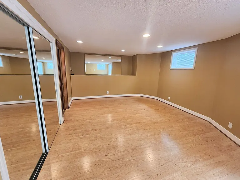 601 NW 22nd Ave — Photo 5