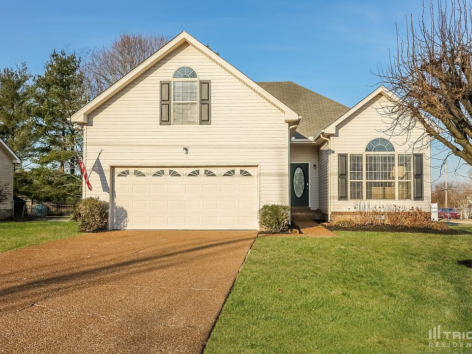 1st image of 101 Hunterwood Dr