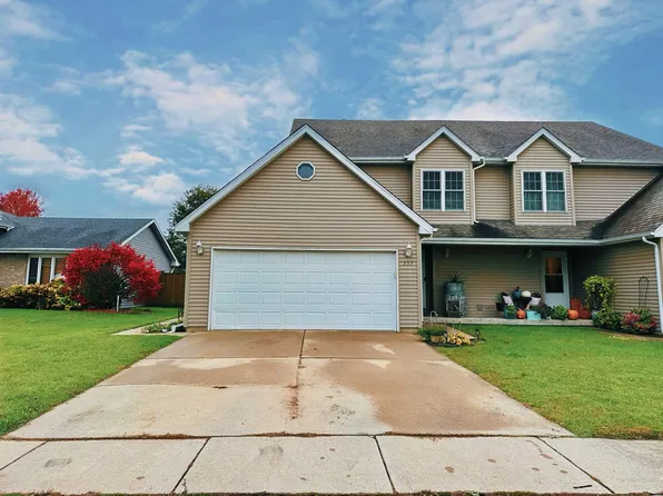 555 Hunters Run, Coal City, IL 60416