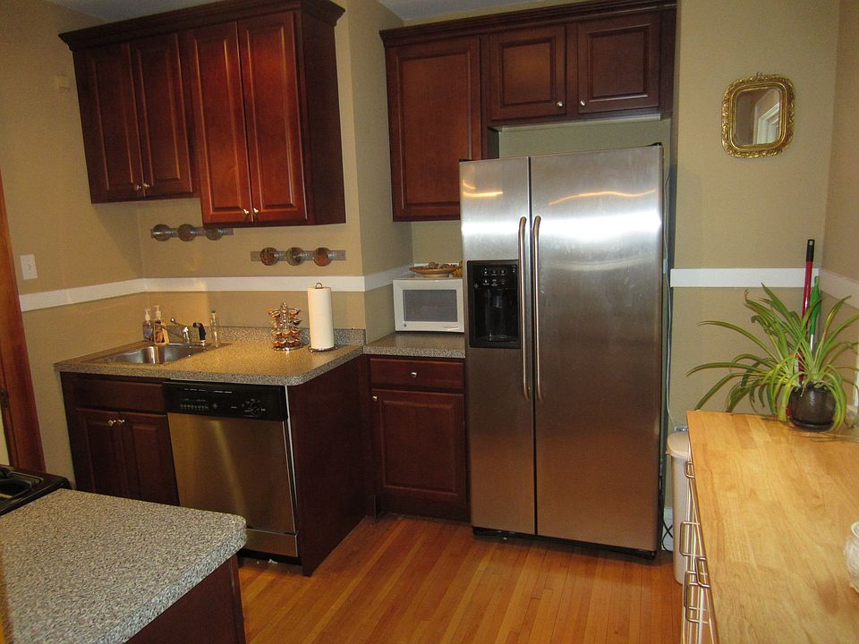 1st image of 3225 Garfield Ave #1G
