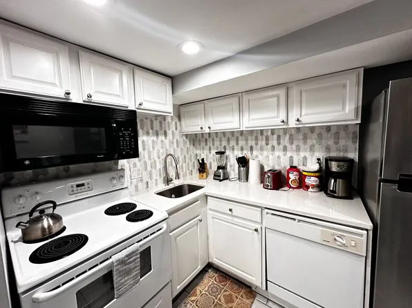 609 P St NW #B, Washington, DC 20001