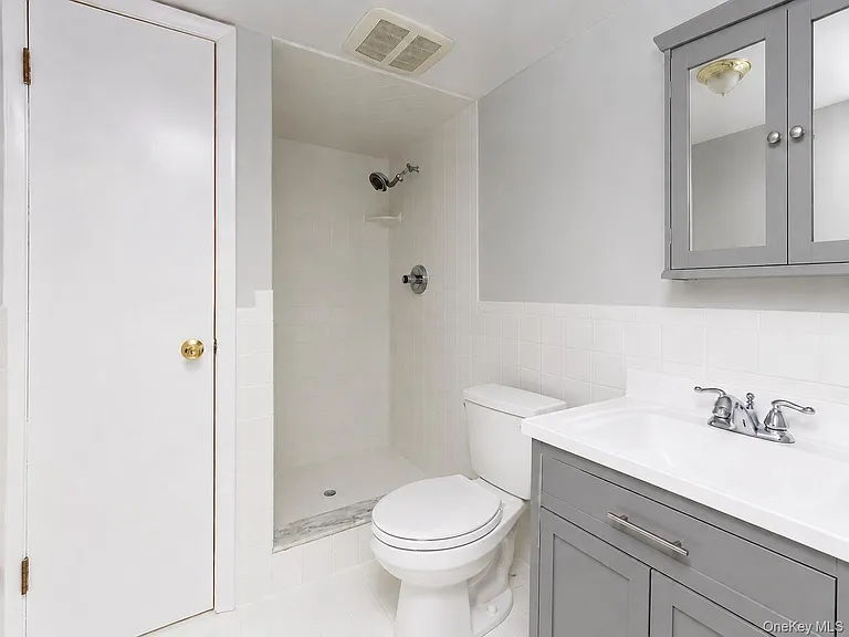 110 Ellsworth Ave #A — Photo 9
