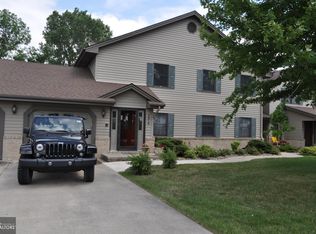 2816 N Grant Rd, Carroll, IA 51401