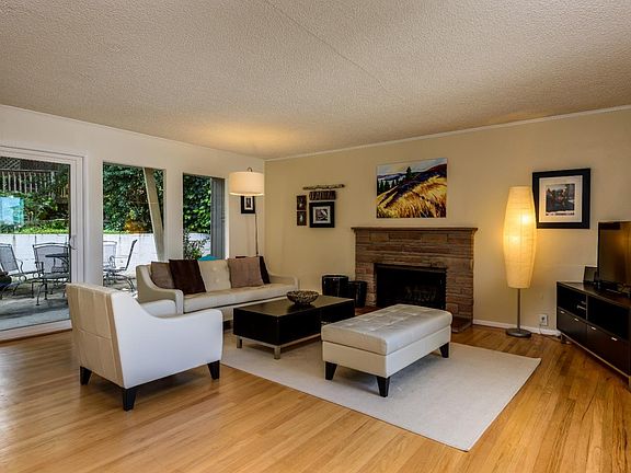 3rd image of 419 W 38th Ave