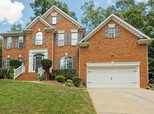106 Tawny Ridge Ln, Cary, NC 27513