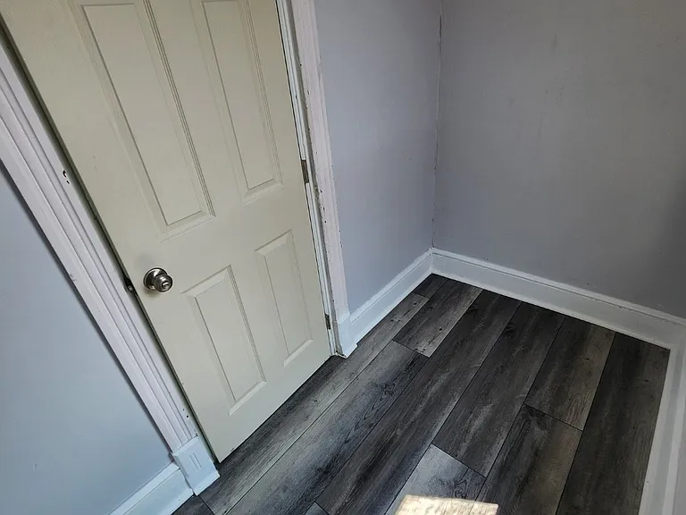 119 N Richmond St — Photo 7