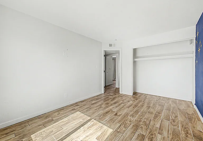13608 N 41st Pl — Photo 17